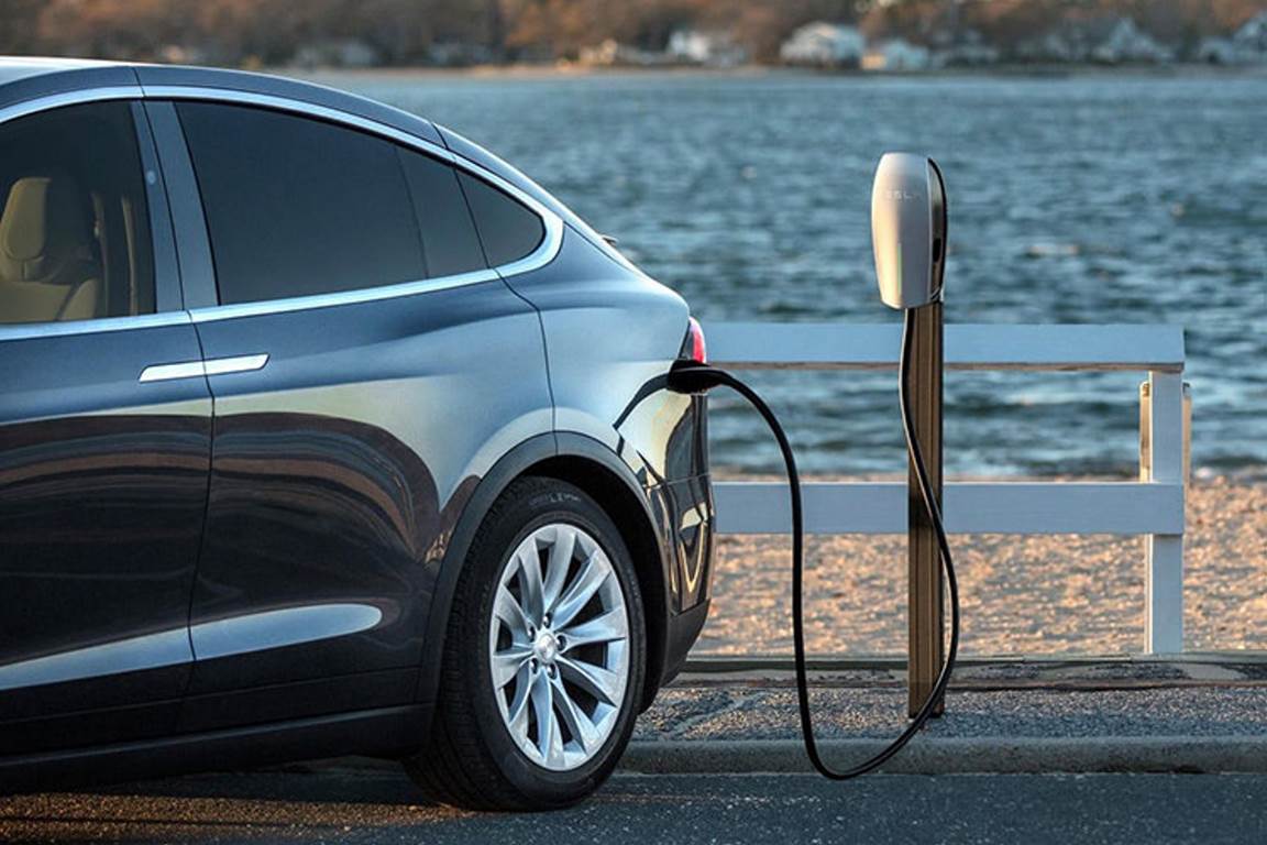 شارژ خودروی الکتریکی