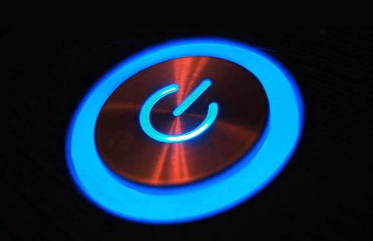 دکمه پاور سیستم