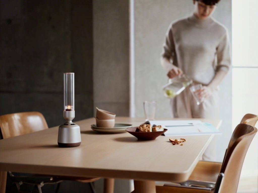 Sony LSPX-S2 Glass Sound Speaker